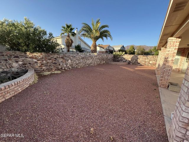 7115 OVAL ROCK Drive, El Paso, TX 79912