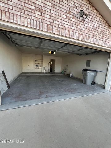 7115 OVAL ROCK Drive, El Paso, TX 79912