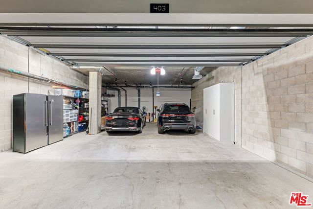 728 N Sweetzer Avenue 403, West Hollywood, CA 90069