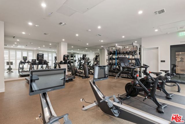 728 N Sweetzer Avenue 403, West Hollywood, CA 90069