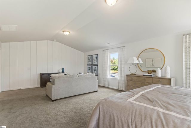 712 Stoughton Drive, Fountain Inn, SC 29644