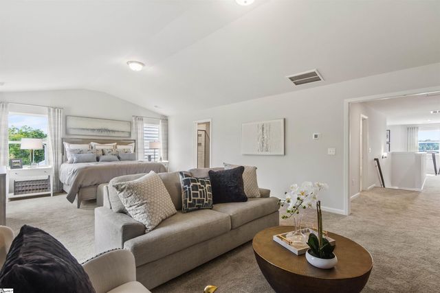 712 Stoughton Drive, Fountain Inn, SC 29644