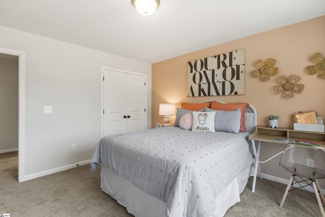 712 Stoughton Drive, Fountain Inn, SC 29644