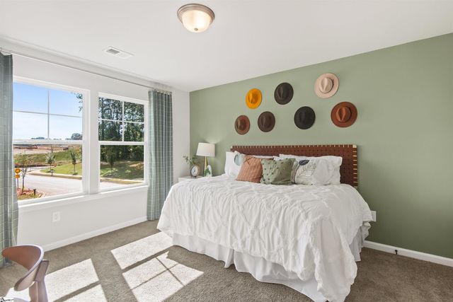 712 Stoughton Drive, Fountain Inn, SC 29644