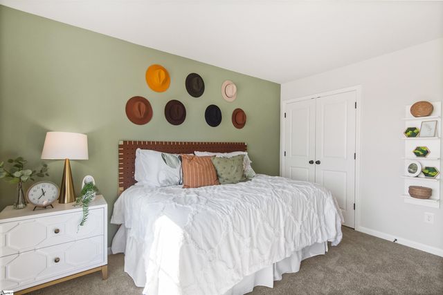 712 Stoughton Drive, Fountain Inn, SC 29644