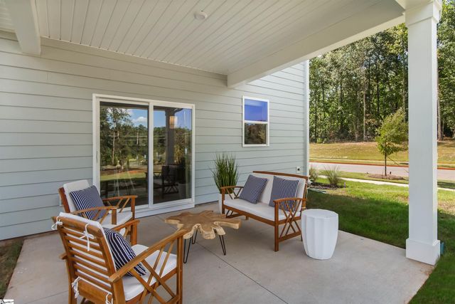 712 Stoughton Drive, Fountain Inn, SC 29644