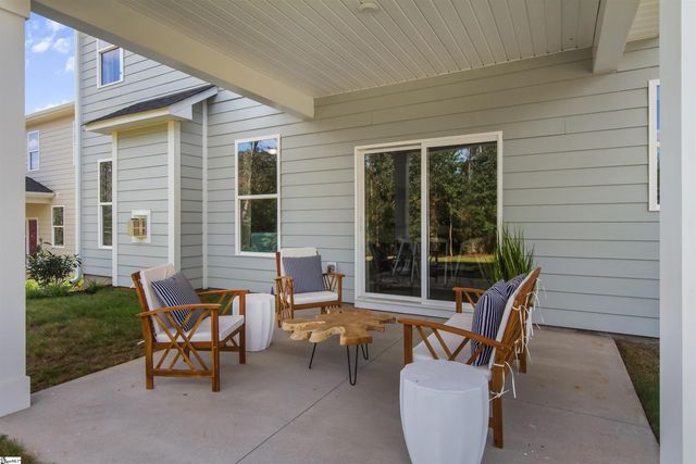 712 Stoughton Drive, Fountain Inn, SC 29644