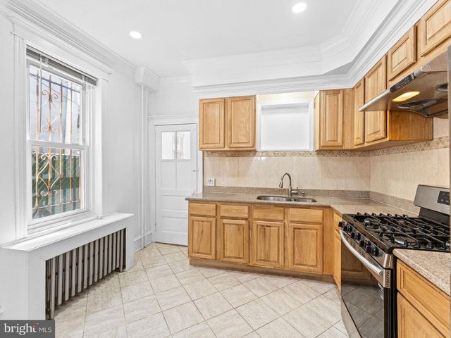 2242 MOORE ST, Philadelphia, PA 19145