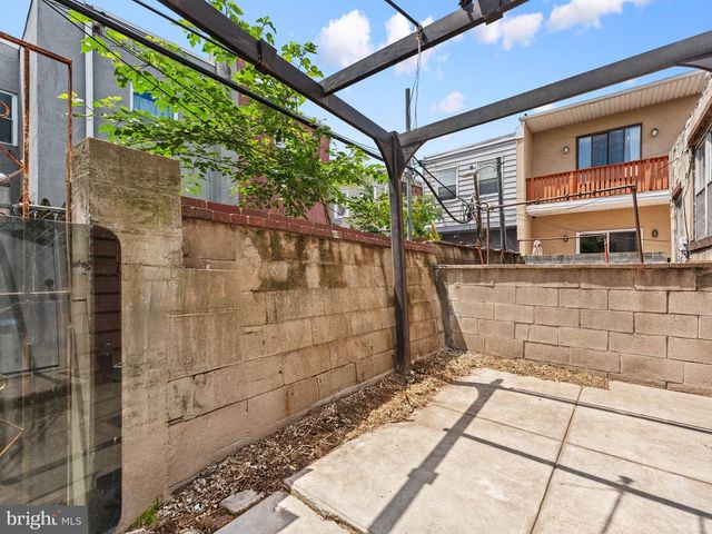 2242 MOORE ST, Philadelphia, PA 19145