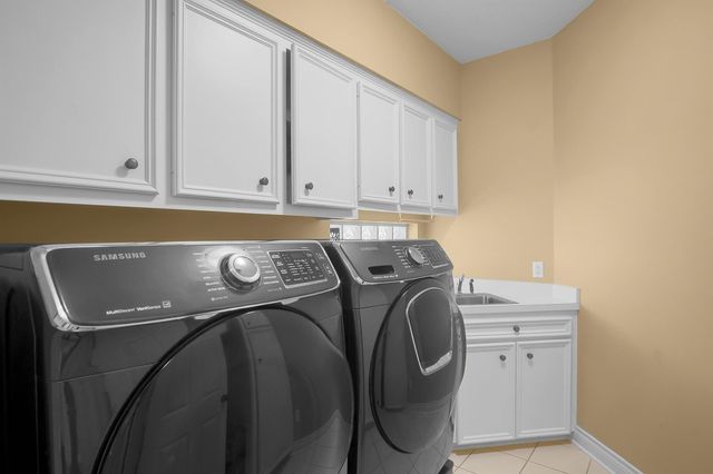 2215 Shade Crest Drive, Richmond, TX 77406