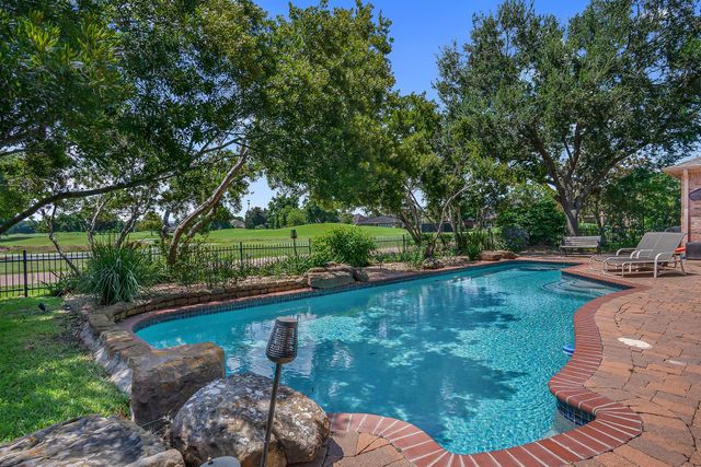 2215 Shade Crest Drive, Richmond, TX 77406