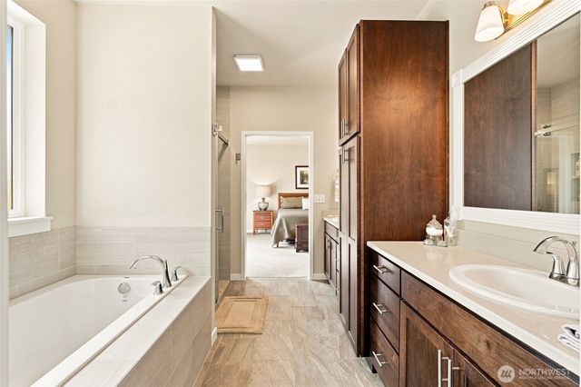 10929 204th Avenue SE, Snohomish, WA 98290