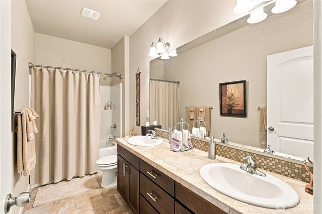 10929 204th Avenue SE, Snohomish, WA 98290