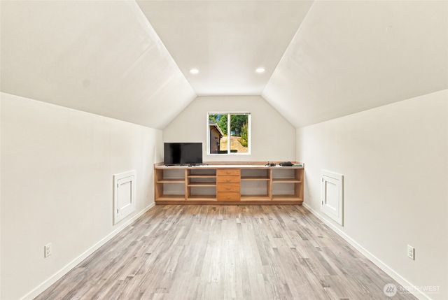10929 204th Avenue SE, Snohomish, WA 98290