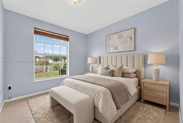 1805 NW 78th Way, Pembroke Pines, FL 33024