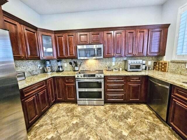 1225 Avondale Lane, West Palm Beach, FL 33409