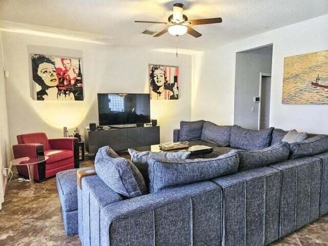 1225 Avondale Lane, West Palm Beach, FL 33409
