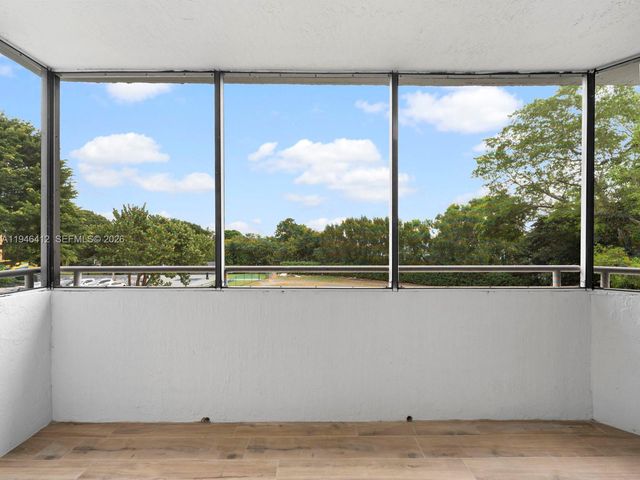 8215 SW 152nd Ave G-308, Miami, FL 33193