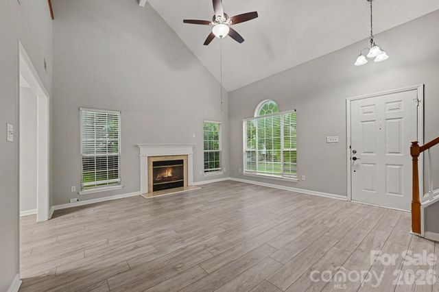 8722 Woodhill Manor Court, Charlotte, NC 28215