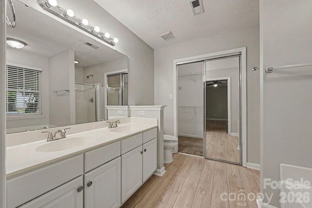 8722 Woodhill Manor Court, Charlotte, NC 28215