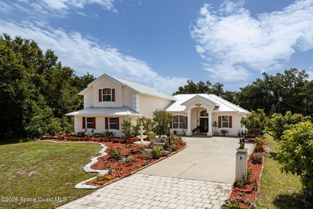 8756 96th Court, Vero Beach, FL 32967