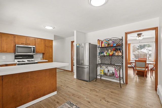 833 Winslow Court, Norton Shores, MI 49441