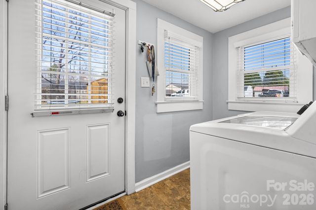 160 Elm Avenue, Hudson, NC 28638