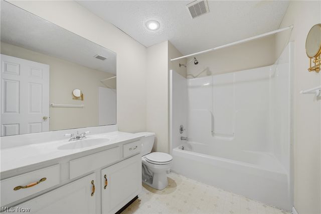 7168 Celina Street NW, Massillon, OH 44646