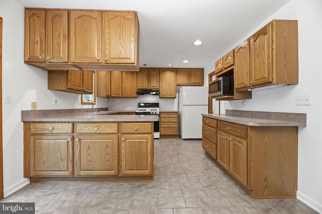 1116 PEMBERTON LN, Lothian, MD 20711