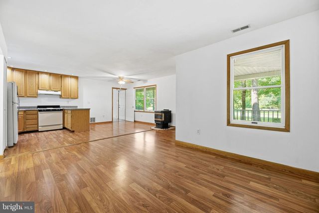 1116 PEMBERTON LN, Lothian, MD 20711
