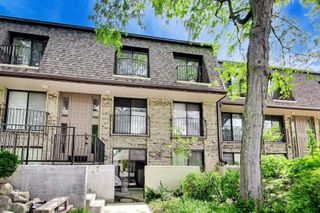1714 Northfield Square B, Northfield, IL 60093