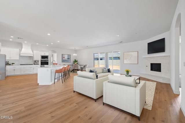 7516 Ruthburg Way, Bakersfield, CA 93314