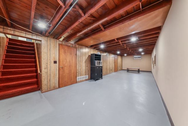 1428 Pickwick Street, Ottawa, IL 61350