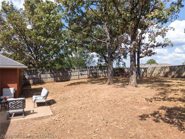 1620 Hunter Hill Drive, Van Buren, AR 72956