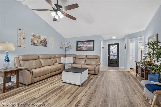 1620 Hunter Hill Drive, Van Buren, AR 72956