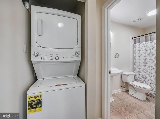 1042-202 BRINKER DR, Hagerstown, MD 21740