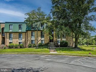 1042-202 BRINKER DR, Hagerstown, MD 21740