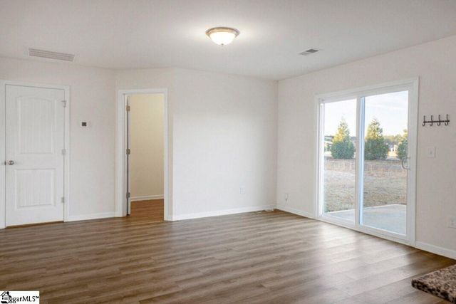 422 Seaborn Circle, Pendleton, SC 29670