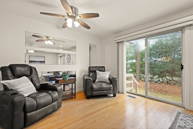 54 Jasper Ln 54, Randolph, MA 02368