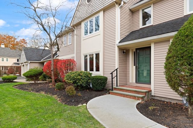 54 Jasper Ln 54, Randolph, MA 02368