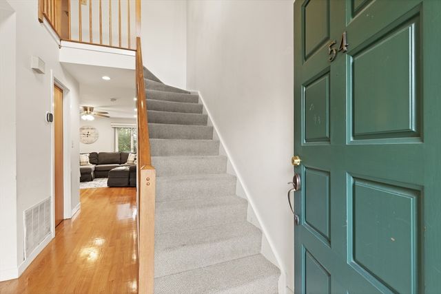 54 Jasper Ln 54, Randolph, MA 02368