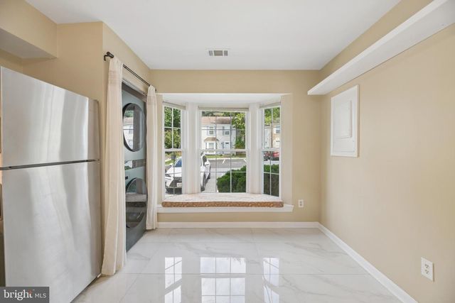 14804 LONDON LN, Bowie, MD 20715