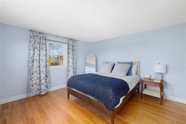 46 Arrowhead Drive, Tiverton, RI 02878