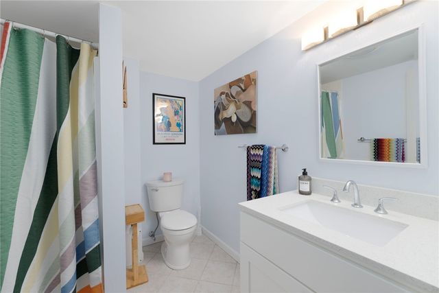 46 Arrowhead Drive, Tiverton, RI 02878