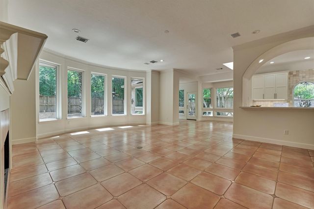 66 S Castlegreen Circle, The Woodlands, TX 77381