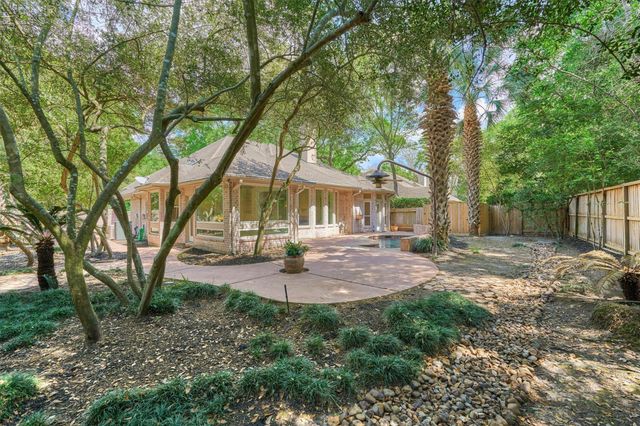66 S Castlegreen Circle, The Woodlands, TX 77381