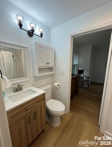 1 Old Mill Lane, Weaverville, NC 28787