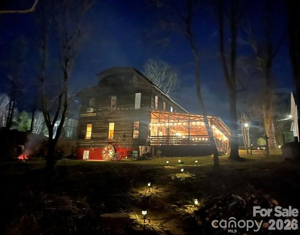 1 Old Mill Lane, Weaverville, NC 28787