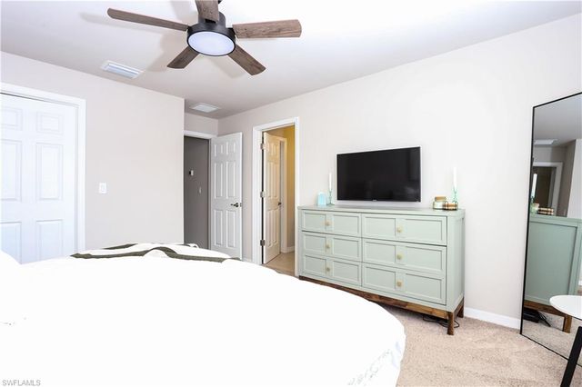 15026 Wildflower CIR, Naples, FL 34119