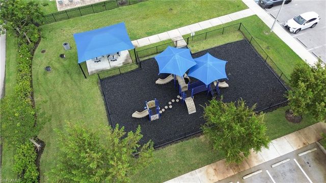 15026 Wildflower CIR, Naples, FL 34119